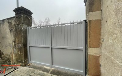 Pose d’un portail aluminium un vantail motorisé en rénovation à Belleville